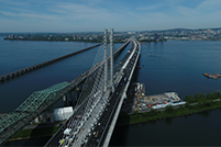 Le pont Samuel-De Champlain le jour de son inauguration