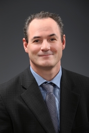 Paul Halucha Sous-ministre du Logement, Infrastructures et Collectivités